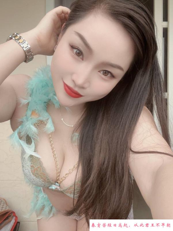 佛山居家巨乳少妇 第1张