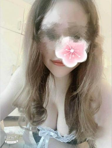 静安区寻到巨乳熟妇暗香 第3张