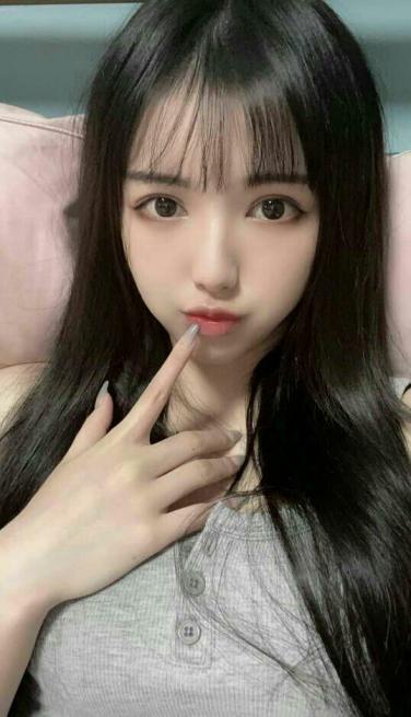 兼职小雯 第1张