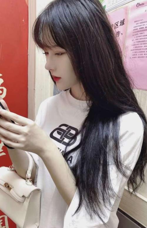 一个很嫩的妹妹 第1张