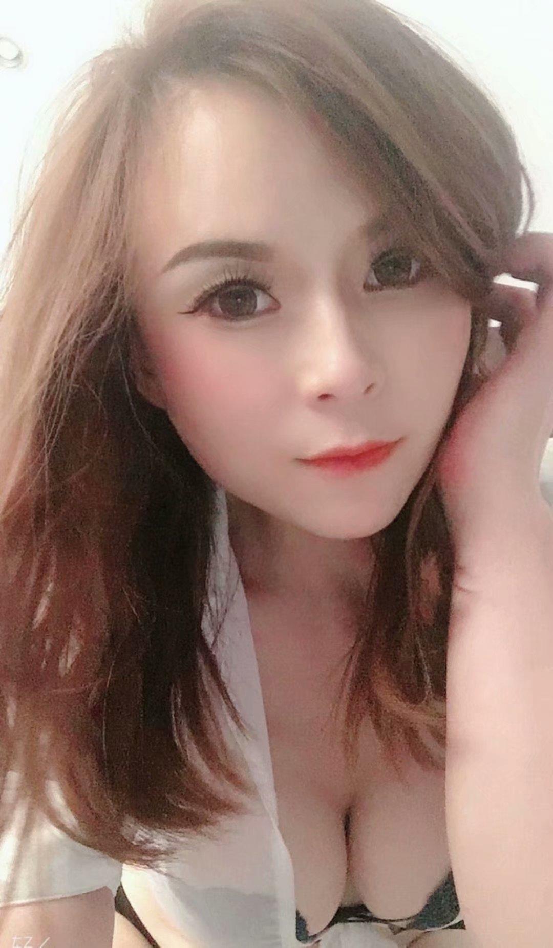 成都文殊院的正妹 第2张