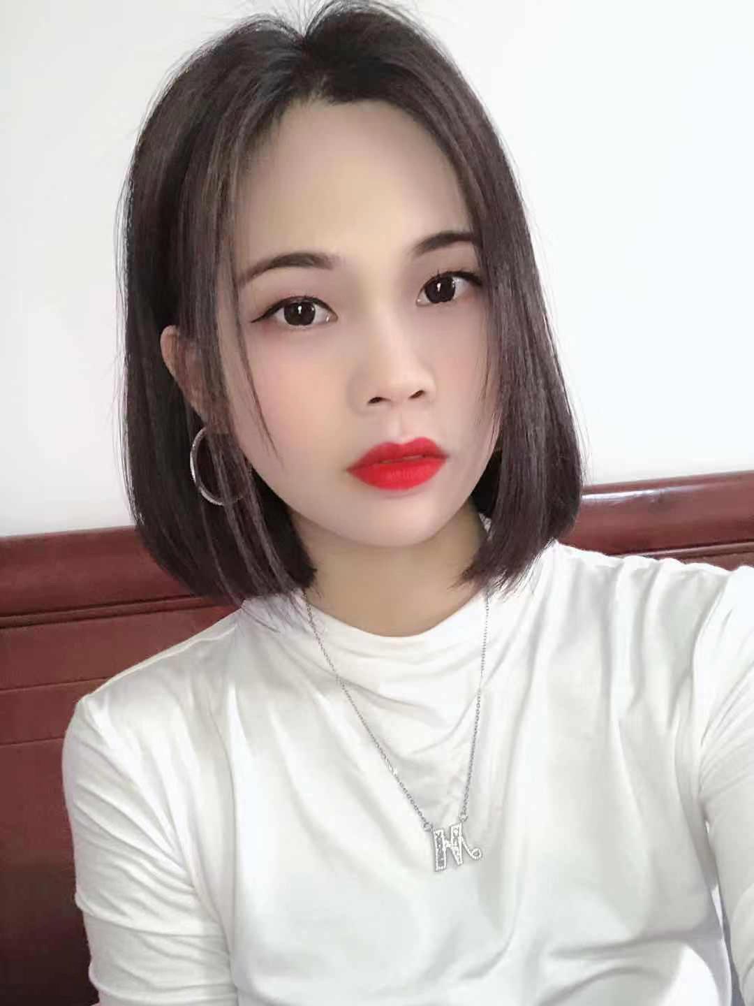 2020年7月4短发青春嫩妹小可爱，酷 第2张