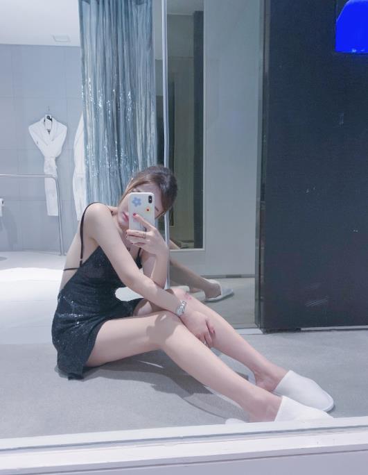 2020.12.4杭州下城区女神范解锁各种姿势 第2张