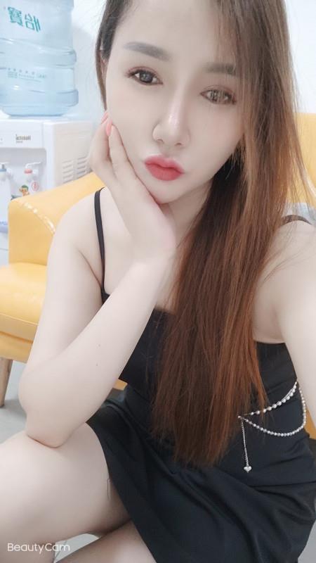 龙华气质妹子 第1张