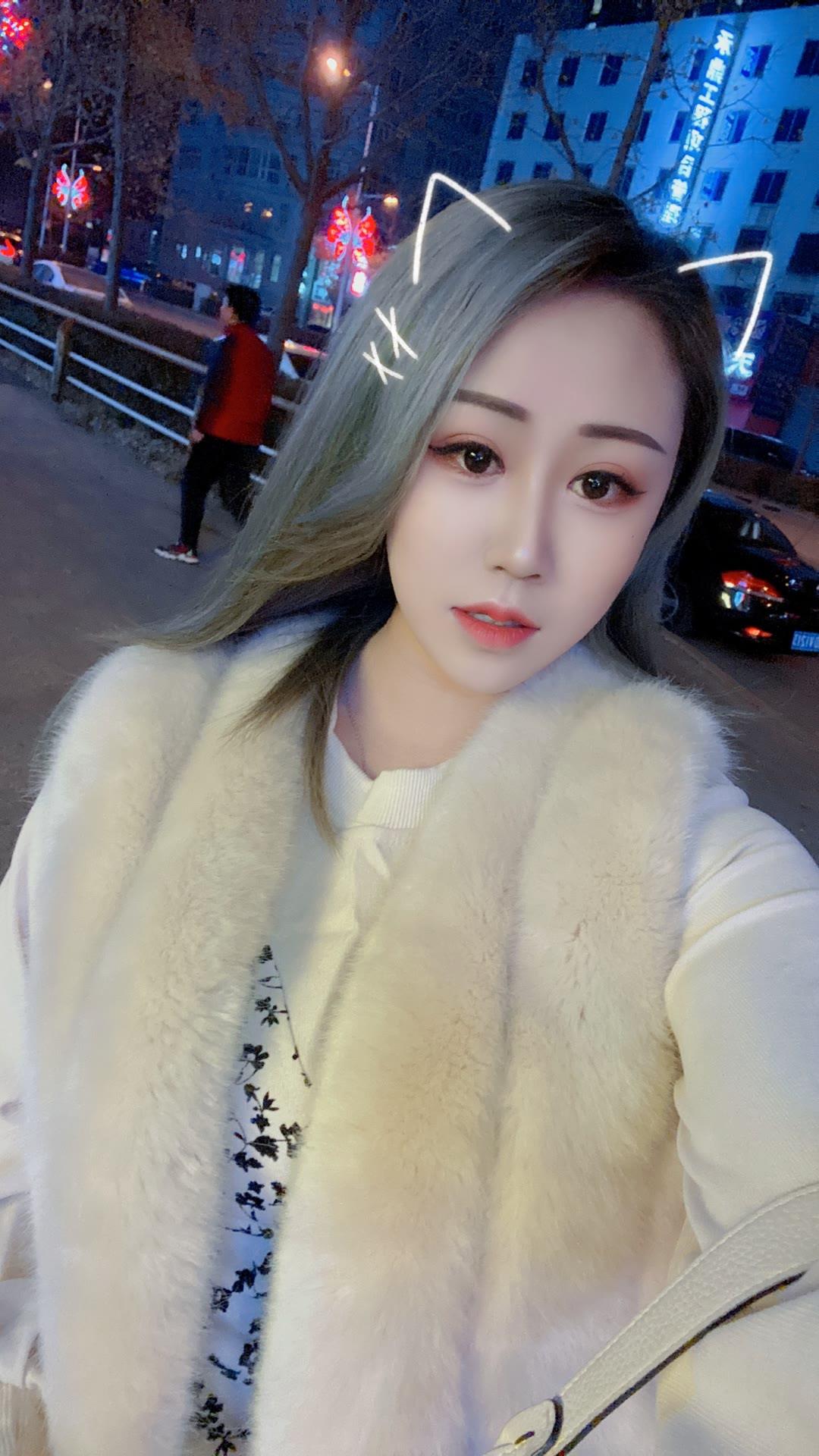 温柔娴熟的妹子 第1张