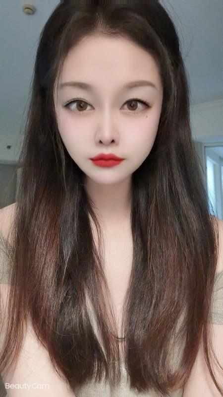江宁万达美女 第1张