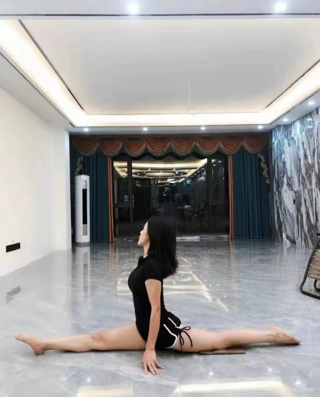 钢管舞授课老师 第2张