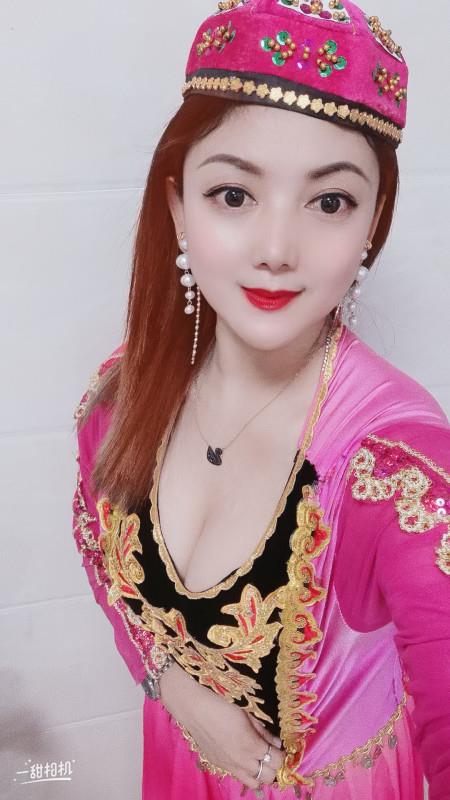 异域风情新疆少妇 第1张
