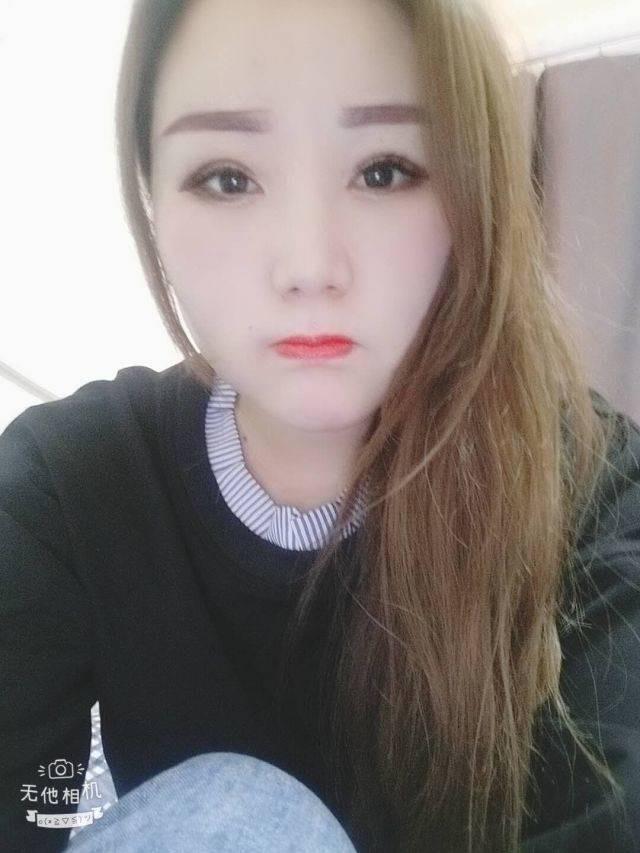 南京大胸小姐姐 第2张