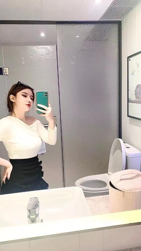 东莞高埗巨乳兼职瑶瑶 第1张