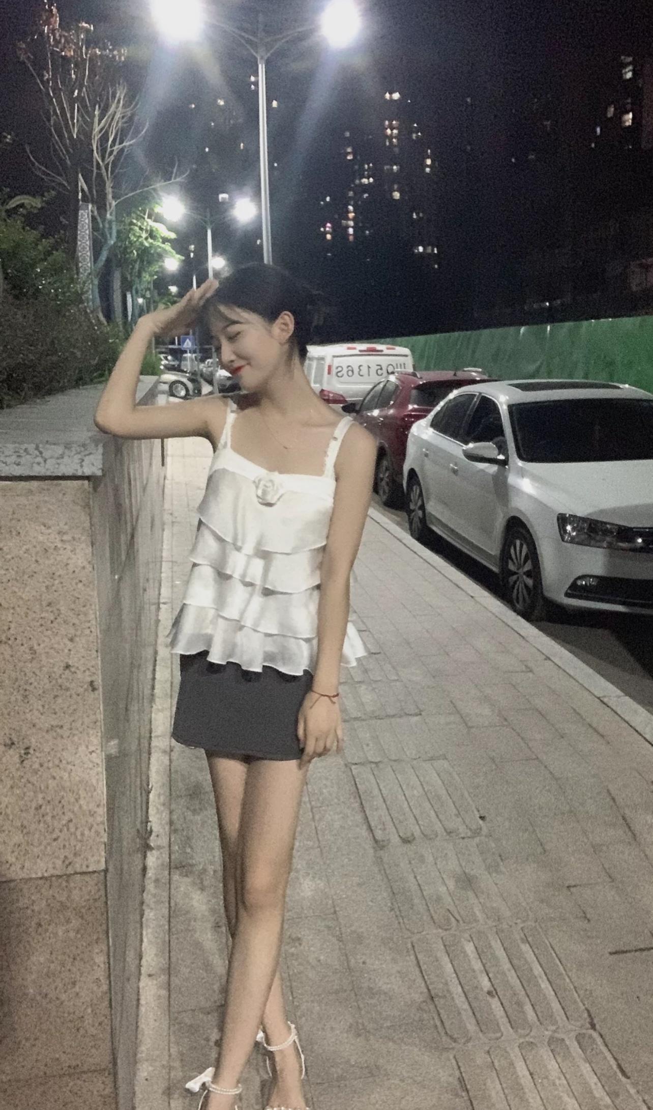验证清纯口活好的小美女,爽翻了 第4张