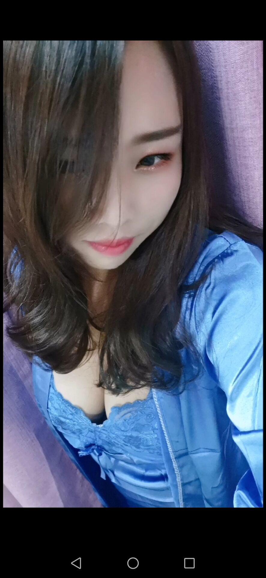 00后妹妹一条龙服务 第1张