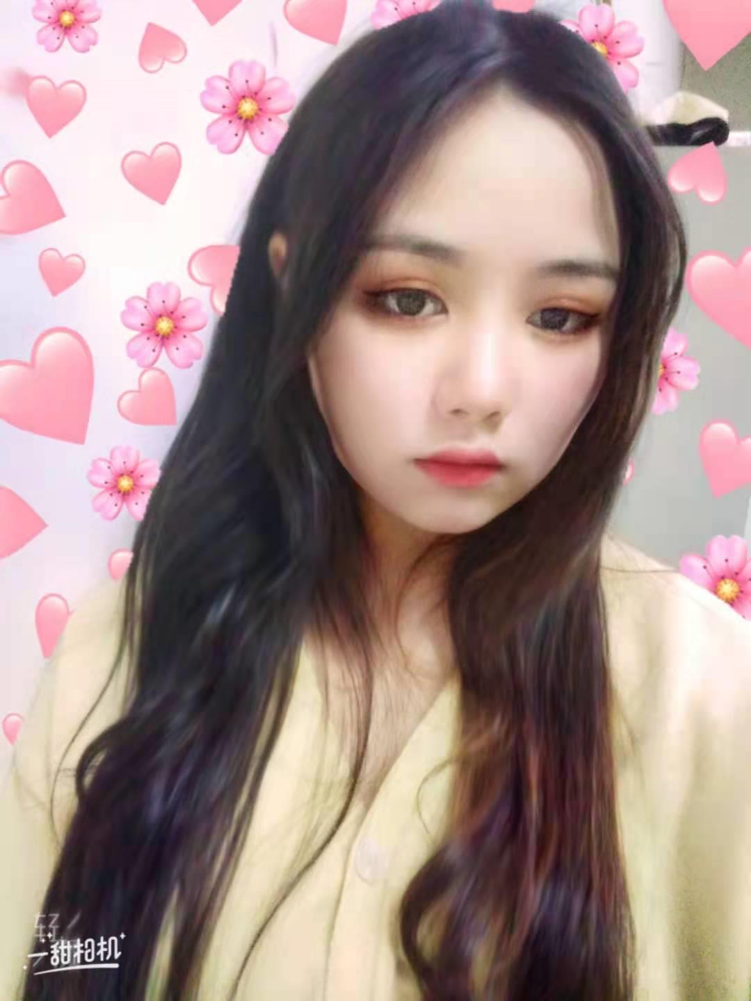 BB很嫩的妹子 第1张